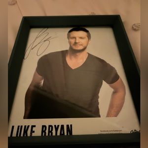 Autographed Luke Bryan photo